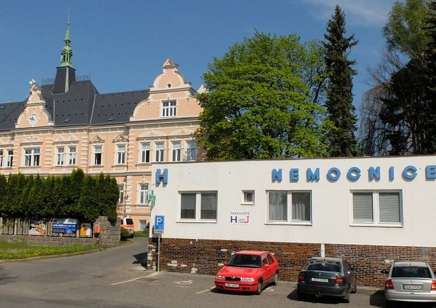 Frýdlantská nemocnice podepsala dohodu o přijímání pacientů od posádek Zdravotnické záchranné služby Libereckého kraje